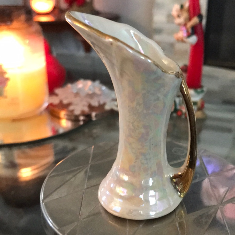 VINTAGE 1930’s 3.25in ANTIQUE VASE HAND PAINTED 14k GOLD EXCELLENT CONDITION!